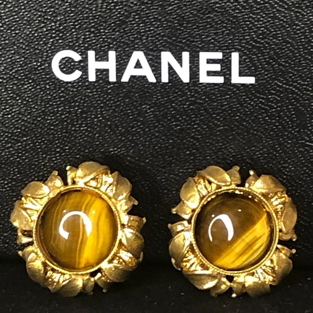 CHANEL 24k Gold Plated Tiger’s Eye Cabochon Clip On Earrings with Box